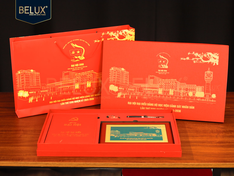 Lô 200 tranh Tòa Nhà Học Viện Cảnh Sát Nhân Dân 25x20cm bằng đồng thiết kế theo yêu cầu